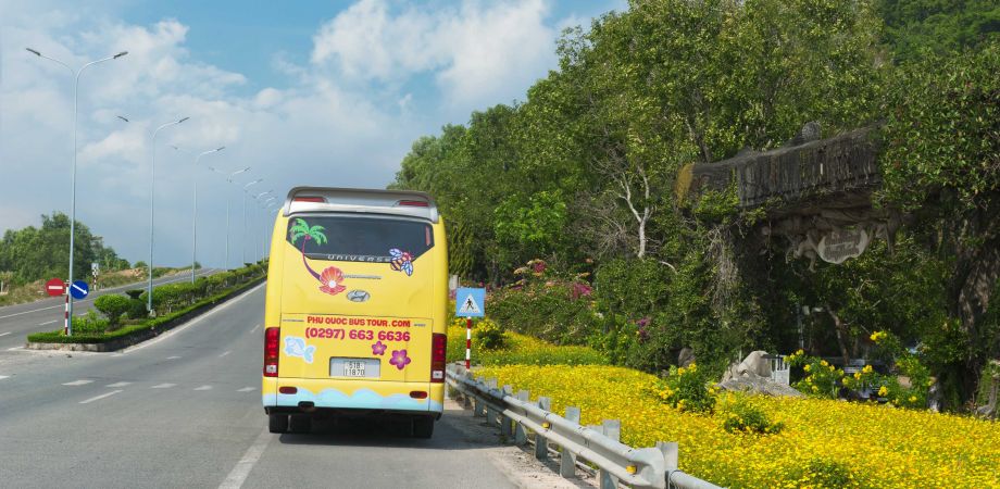 Dịch vụ xe Phú Quốc Bus Tour