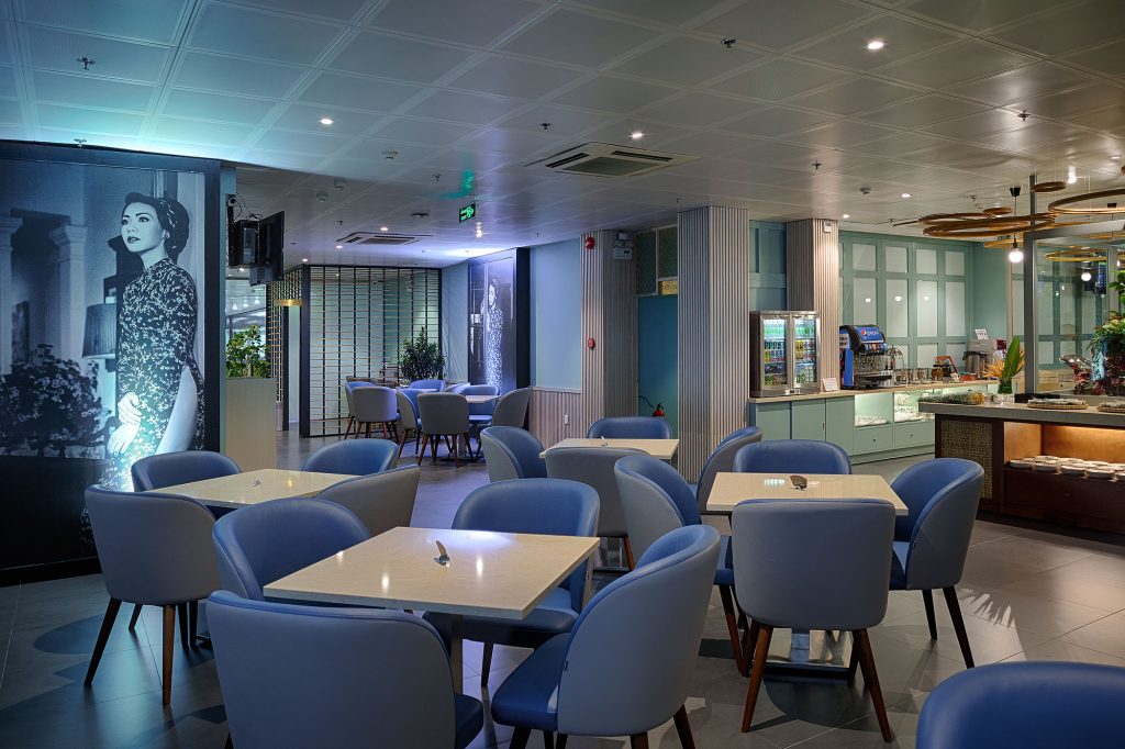 Le-Saigonnais-lounge-dining-area