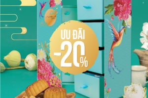 GET 20% OFF and GET 1 bottle of pure fruit juice (2 liters) when buying a box of premium Milan moon cakes.